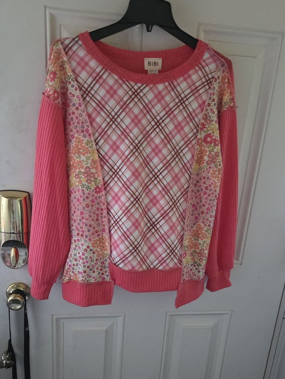 BiBi Pink Plaid & Floral Patchwork Scoop Neck Sweater.   PTP: 23 IN. OVER SIZED